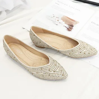 Луксозни обувки Жени 2023 Пролет и есен Кристал плоски обувки заострени пръсти плоскости приплъзване Zapatos de Mujer Tendencia Solid